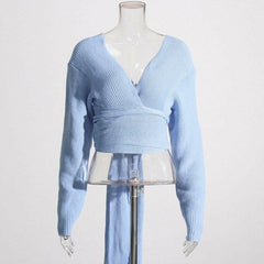 Fashion Sweater V-Neck Long Sleeve Top.