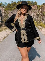Plus Size Contrast Long Sleeve Top and Shorts Set.